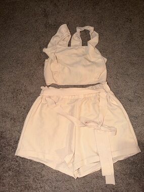 Cream Textured Two-Piece Crop Top & Tie-Waist Shorts Set